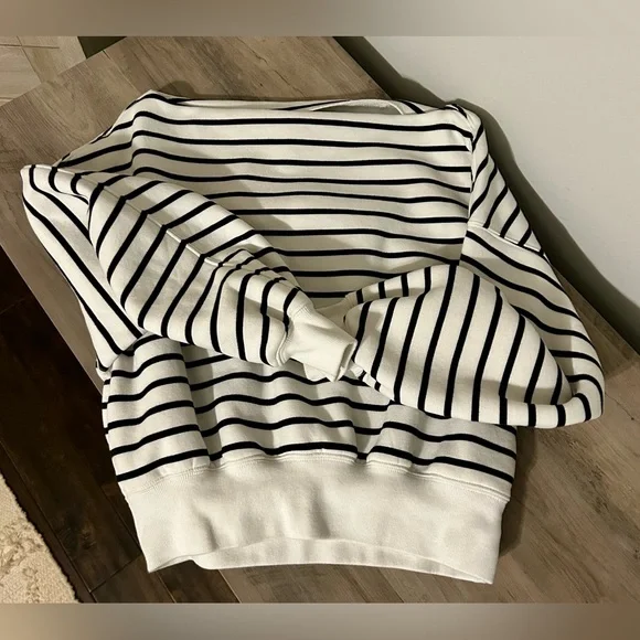 Abercrombie & Fitch Black and White Striped Soft Boatneck Top - Picture 1 of 3
